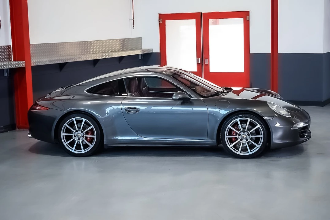 2013 Porsche 991 Carrera 4 - Image 7 of 30