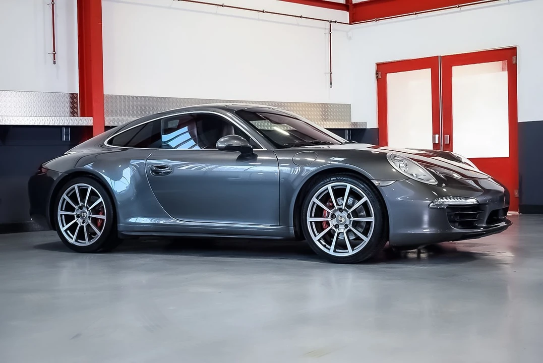 2013 Porsche 991 Carrera 4 - Image 6 of 30