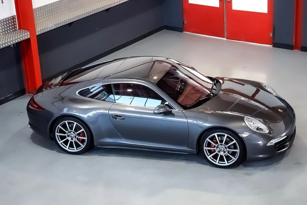 2013 Porsche 991 Carrera 4 - Image 12 of 30