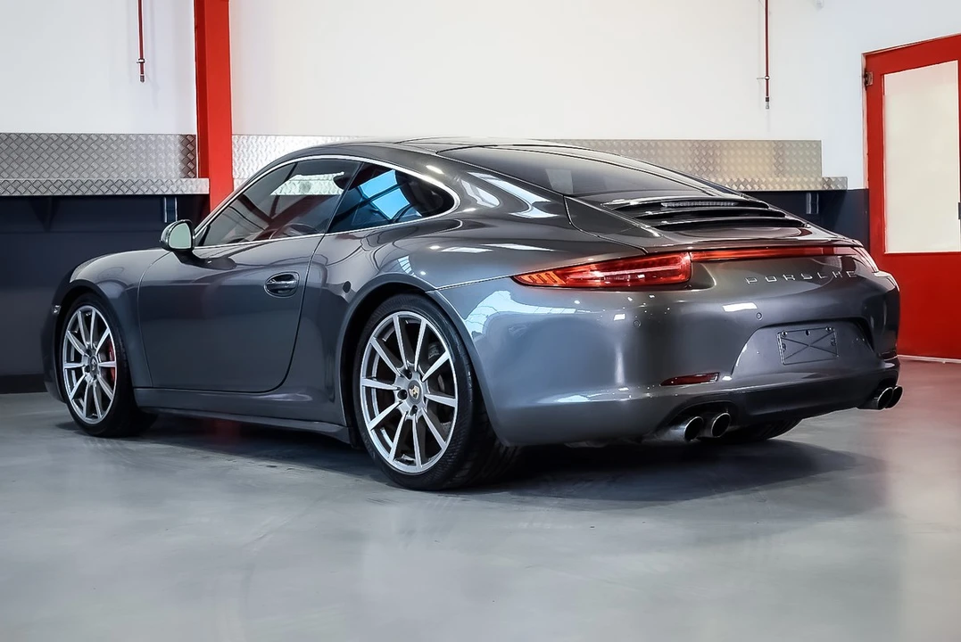 2013 Porsche 991 Carrera 4 - Image 17 of 30