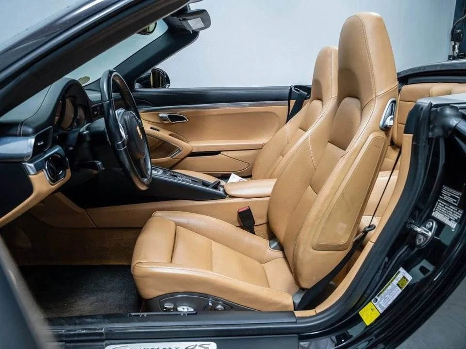 2013 Porsche 991 Carrera 4S - Image 12 of 18
