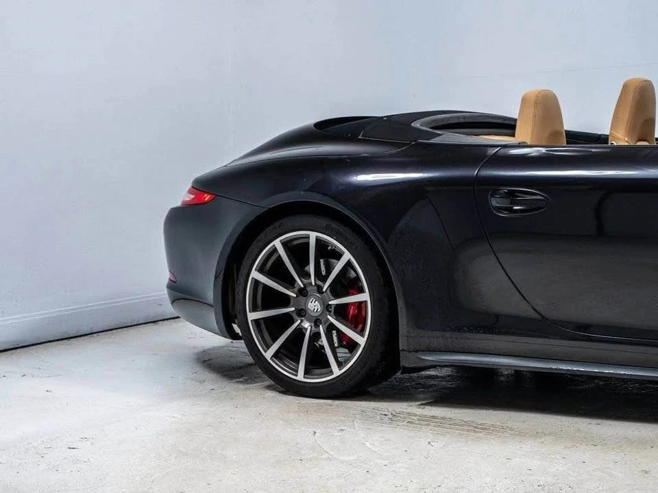 2013 Porsche 991 Carrera 4S - Image 9 of 18