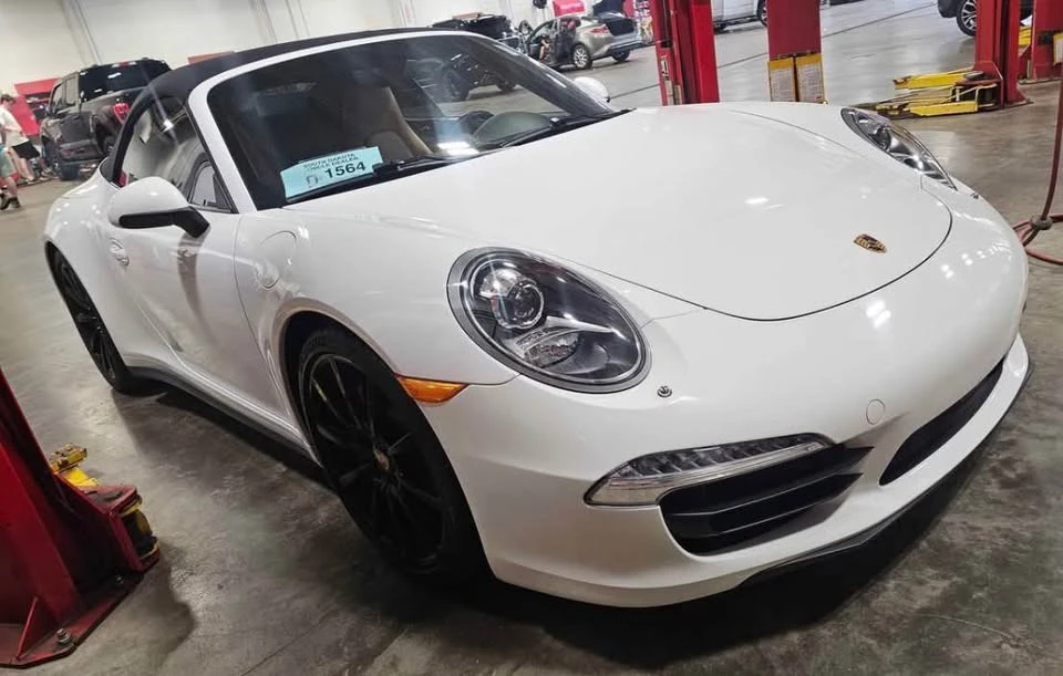 2013 Porsche 991 Carrera 4S - Image 12 of 19