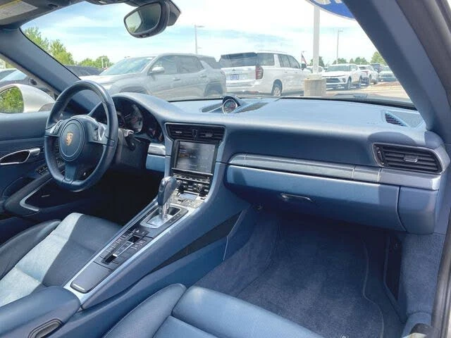 2013 Porsche 991 Carrera 4S - Image 27 of 31