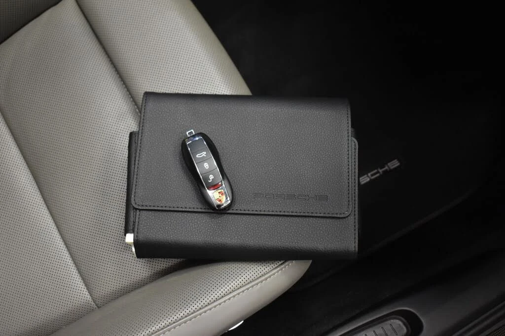 2013 Porsche 991 Carrera 4S - Image 6 of 29