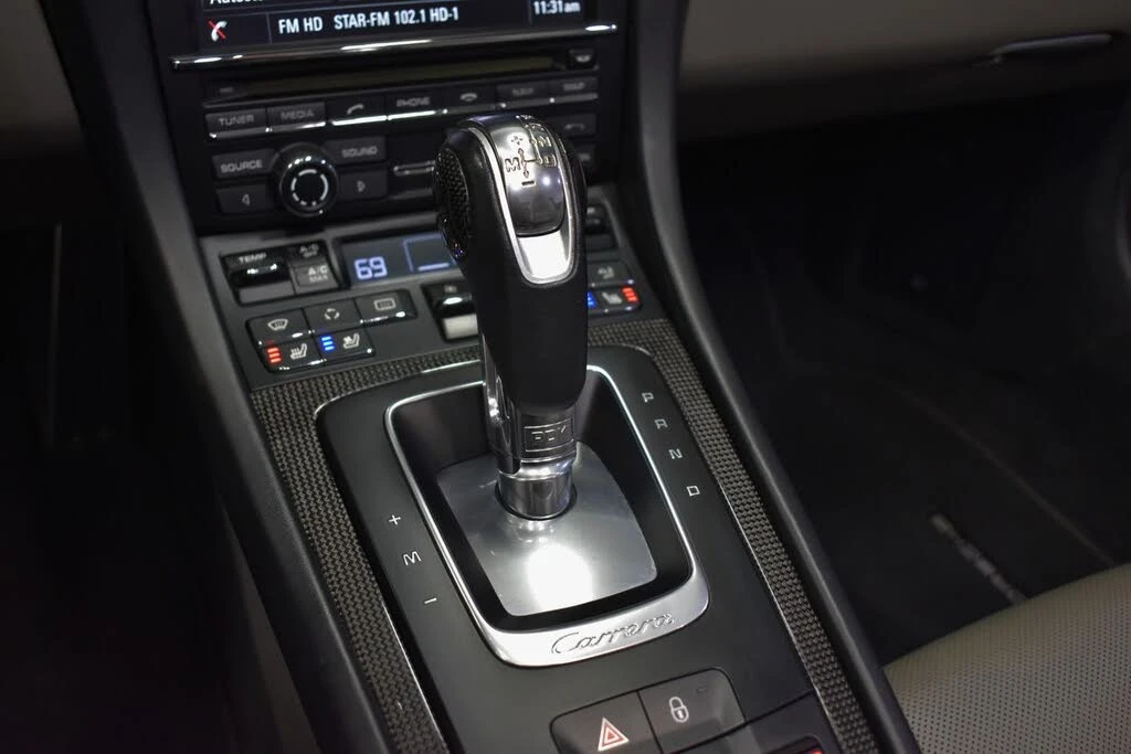 2013 Porsche 991 Carrera 4S - Image 17 of 29