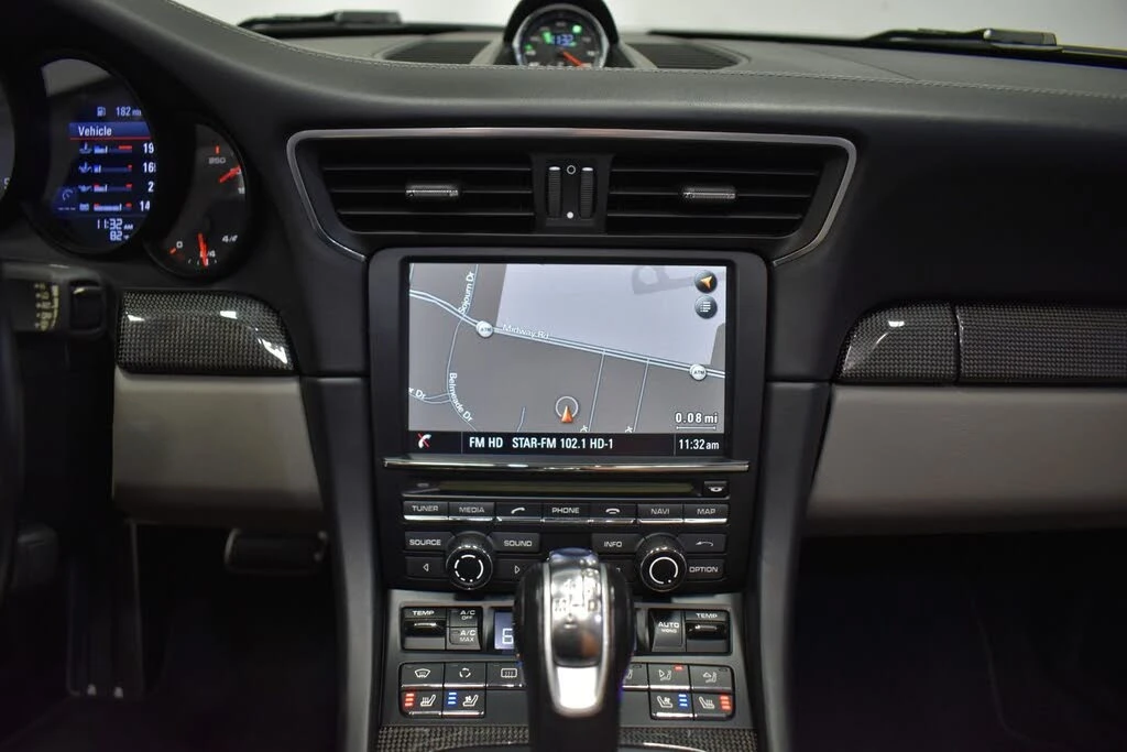 2013 Porsche 991 Carrera 4S - Image 19 of 29