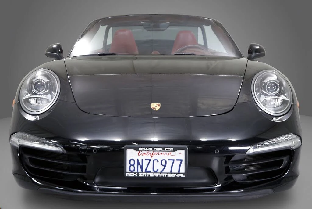 2013 Porsche 991 Carrera 4S - Image 25 of 31