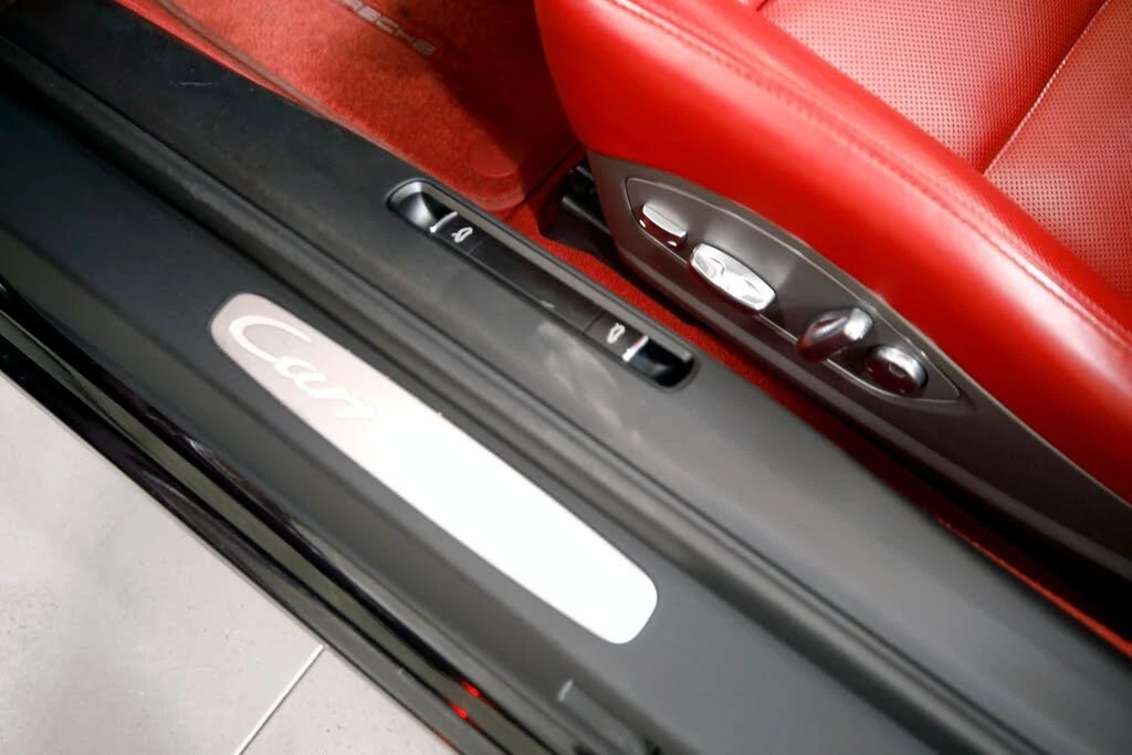 2013 Porsche 991 Carrera 4S - Image 20 of 31