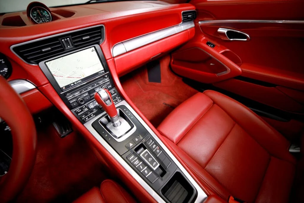 2013 Porsche 991 Carrera 4S - Image 8 of 31