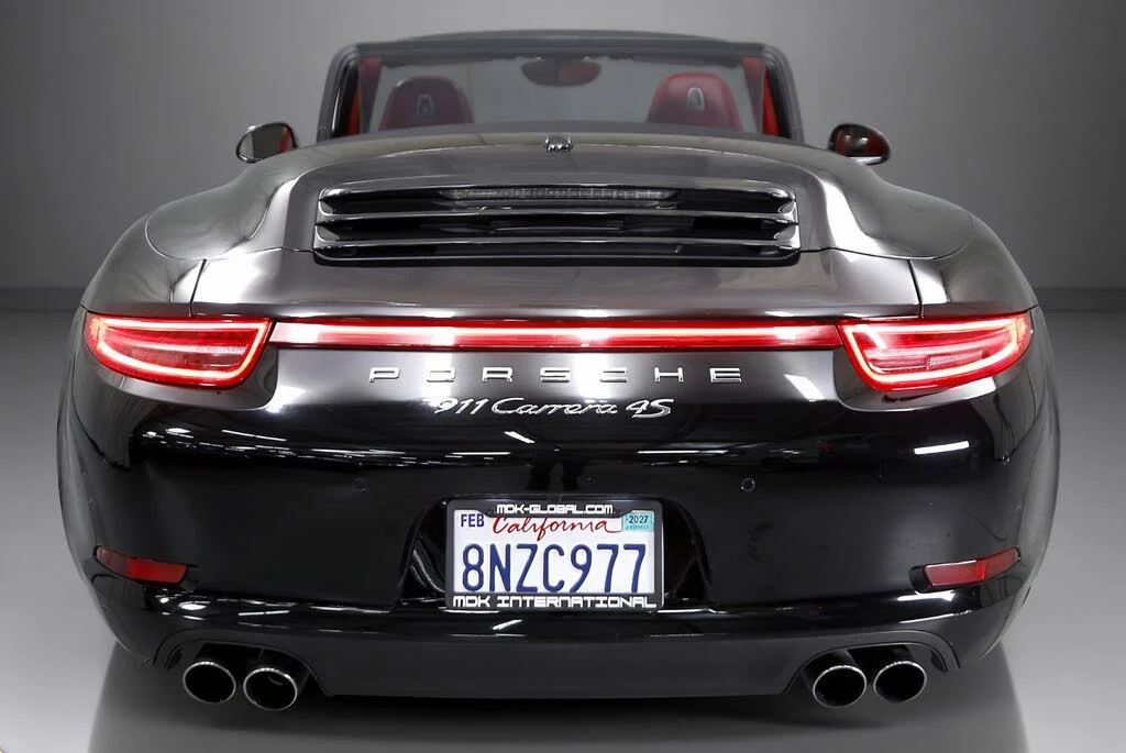 2013 Porsche 991 Carrera 4S - Image 26 of 31