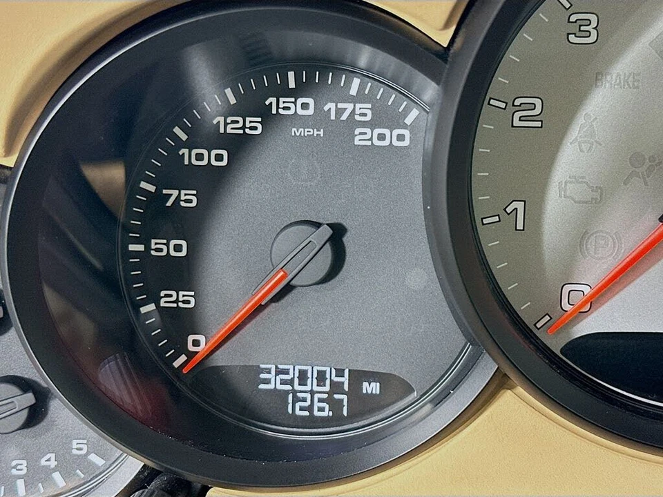 2013 Porsche 991 Carrera 4S - Image 11 of 27