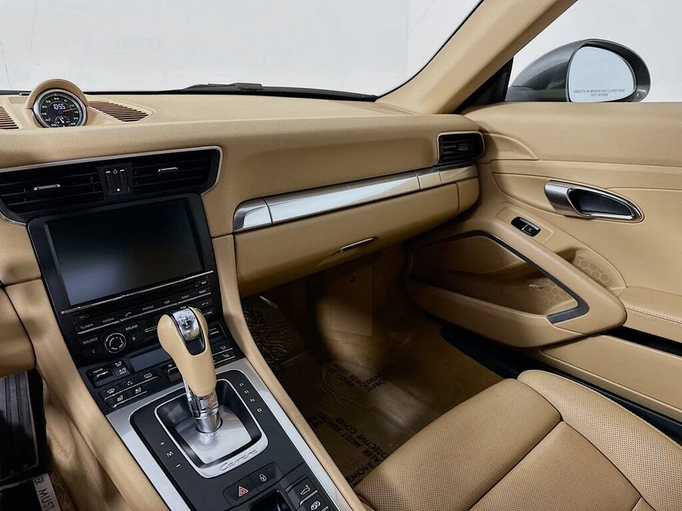 2013 Porsche 991 Carrera 4S - Image 16 of 27