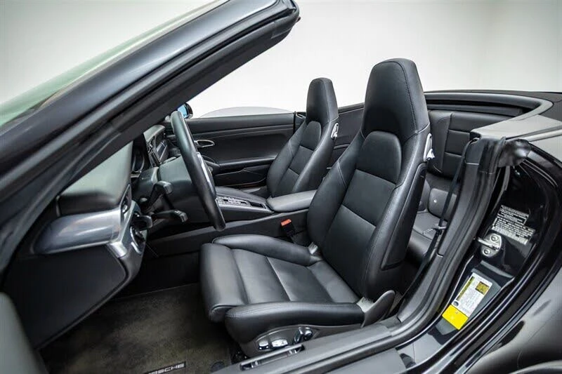 2013 Porsche 991 Carrera 4S - Image 28 of 31
