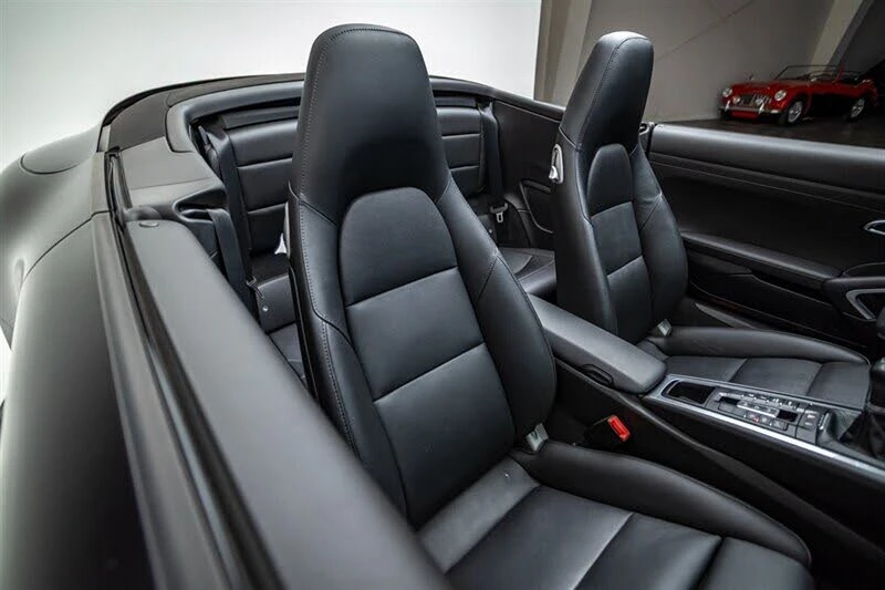 2013 Porsche 991 Carrera 4S - Image 30 of 31