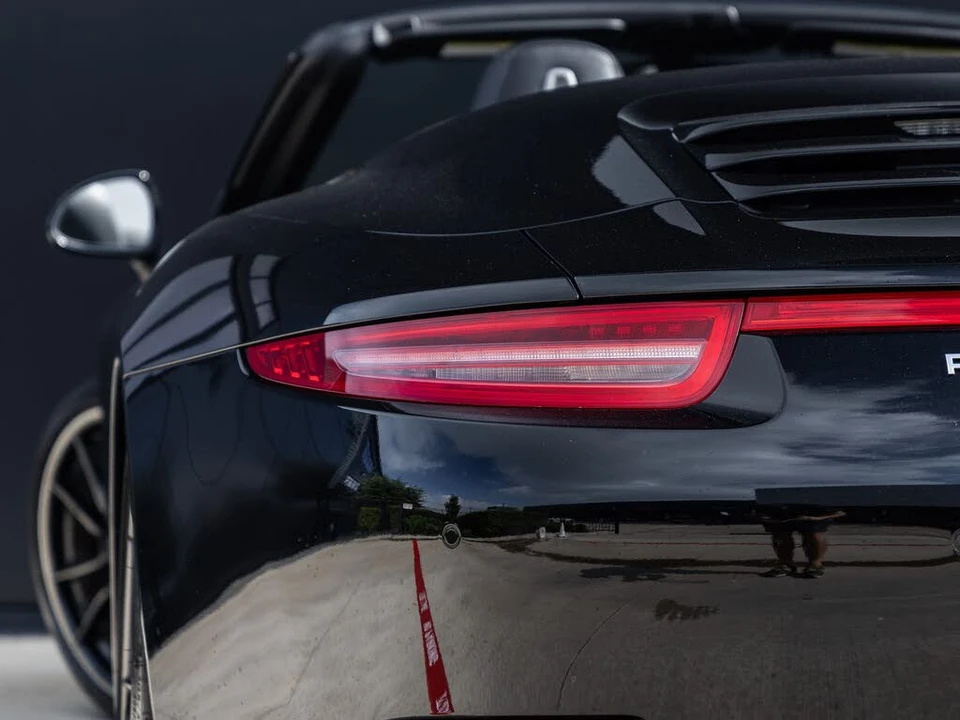 2013 Porsche 991 Carrera 4S - Image 15 of 31