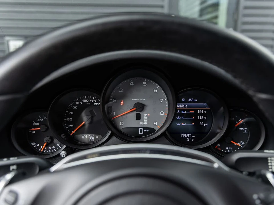 2013 Porsche 991 Carrera 4S - Image 27 of 31