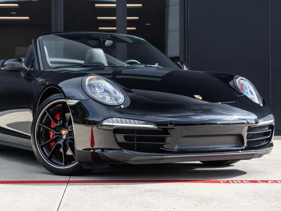 2013 Porsche 991 Carrera 4S - Image 9 of 31