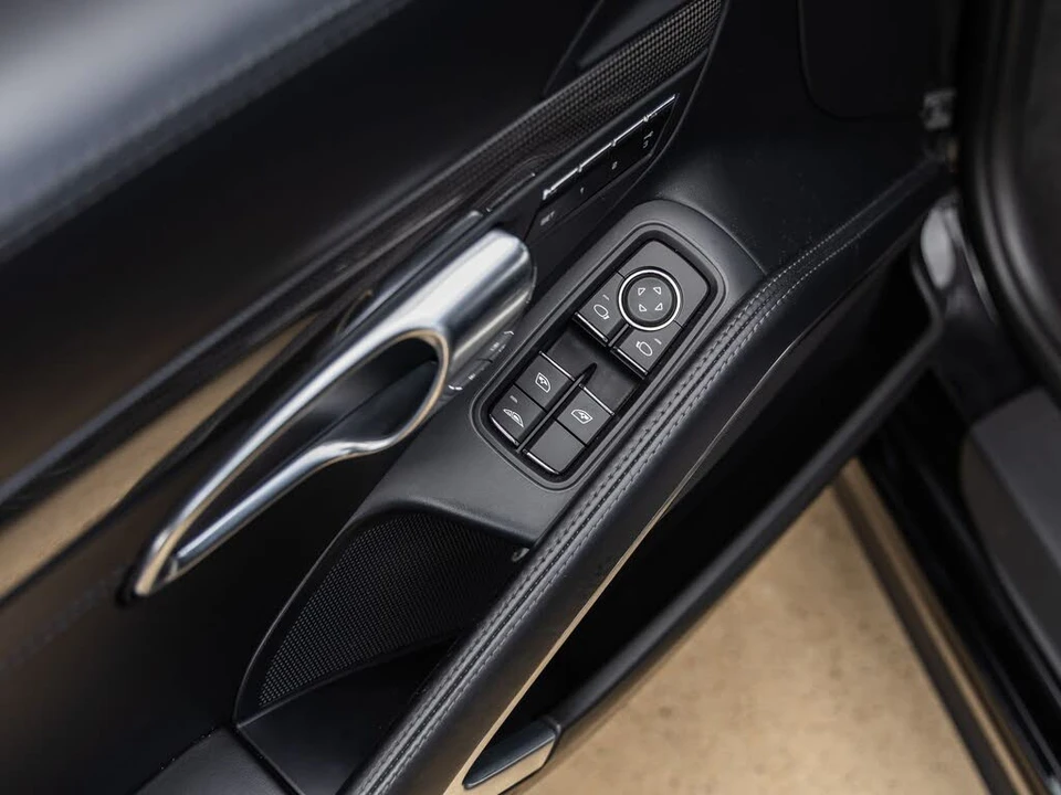 2013 Porsche 991 Carrera 4S - Image 22 of 31