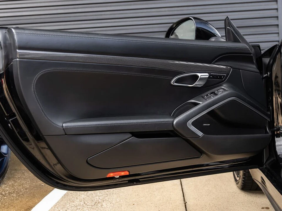 2013 Porsche 991 Carrera 4S - Image 20 of 31