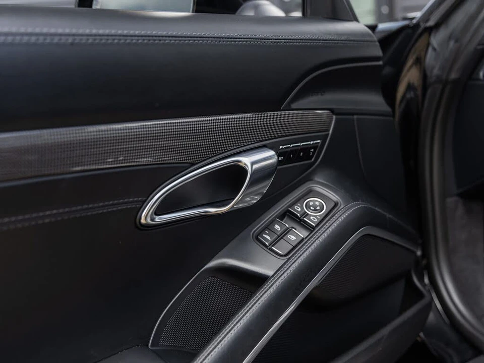 2013 Porsche 991 Carrera 4S - Image 21 of 31