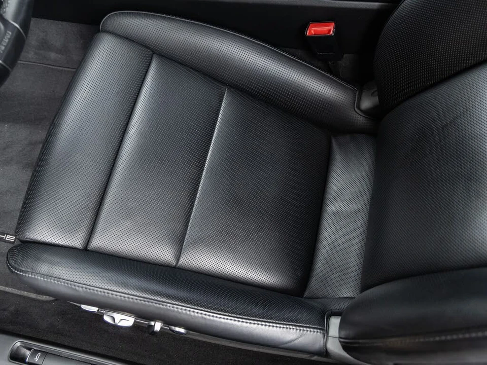2013 Porsche 991 Carrera 4S - Image 26 of 31