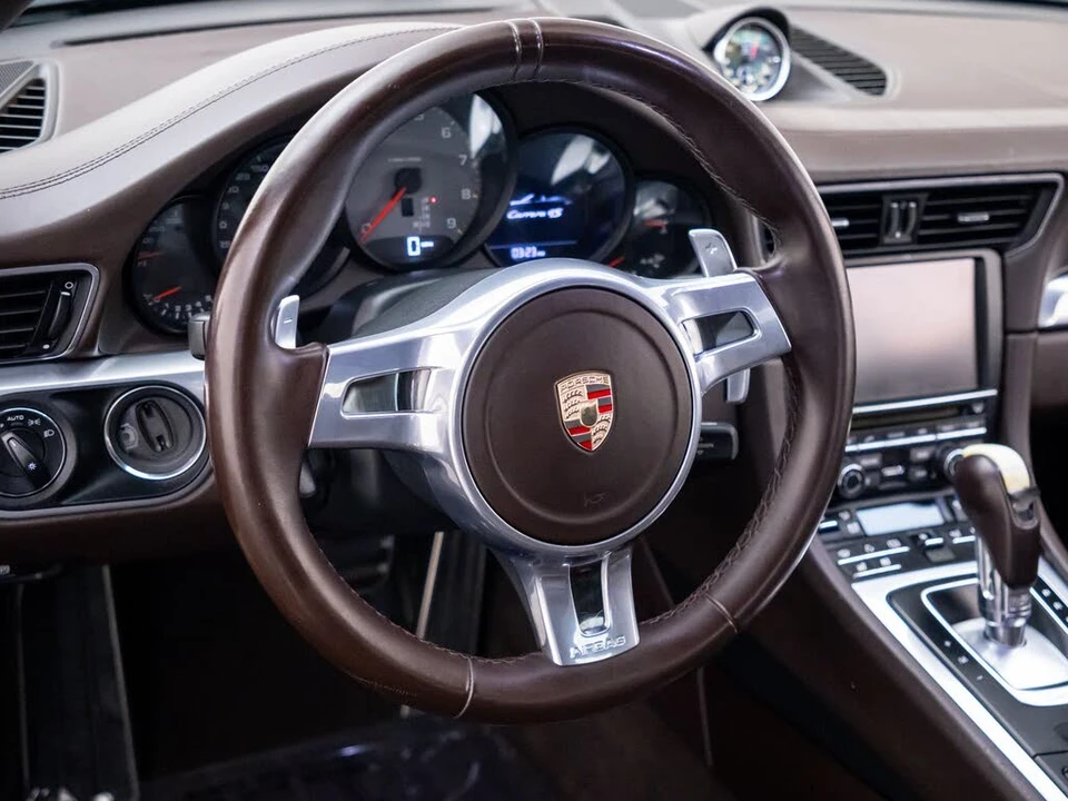 2013 Porsche 991 Carrera 4S - Image 12 of 31