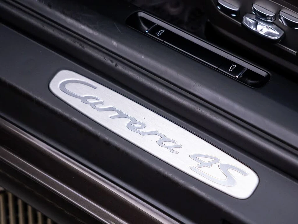 2013 Porsche 991 Carrera 4S - Image 16 of 31