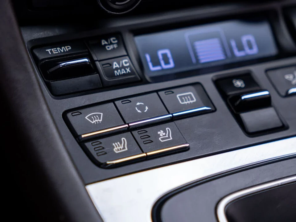 2013 Porsche 991 Carrera 4S - Image 28 of 31