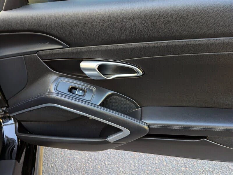 2013 Porsche 991 Carrera 4S - Image 27 of 31