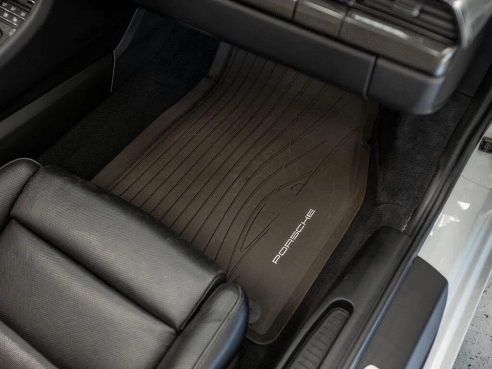 2013 Porsche 991 Carrera 4S - Image 28 of 31