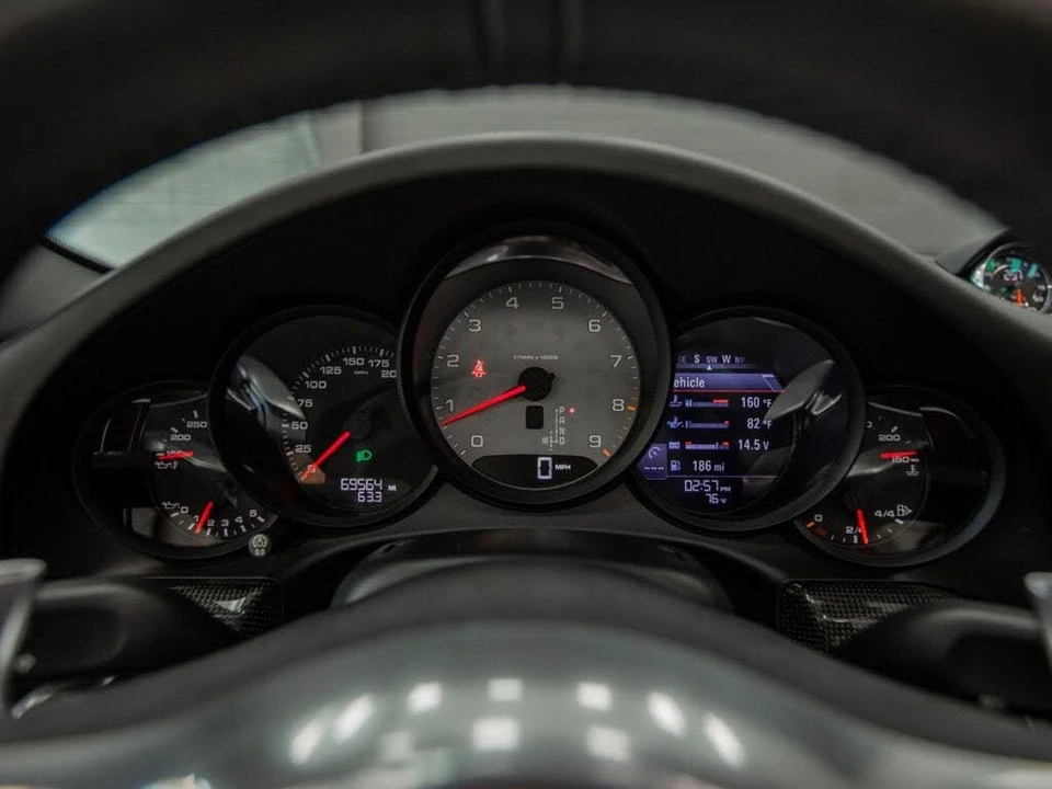 2013 Porsche 991 Carrera 4S - Image 18 of 31