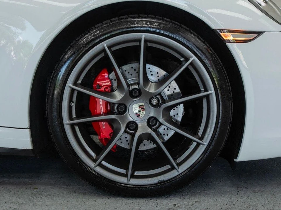 2013 Porsche 991 Carrera 4S - Image 10 of 31