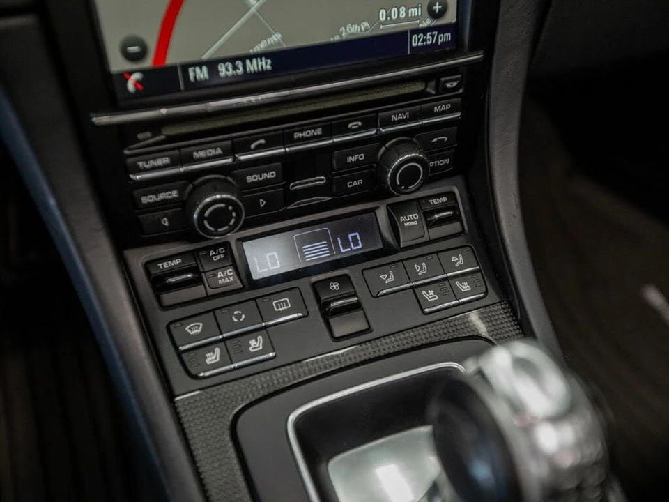 2013 Porsche 991 Carrera 4S - Image 21 of 31
