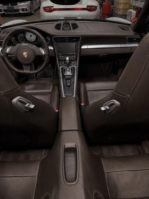 2013 Porsche 991 Carrera 4S - Image 20 of 30