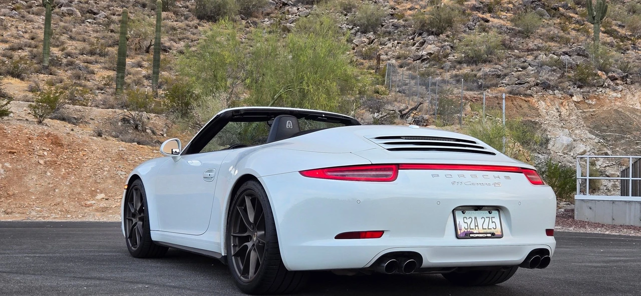 2013 Porsche 991 Carrera 4S - Image 18 of 31