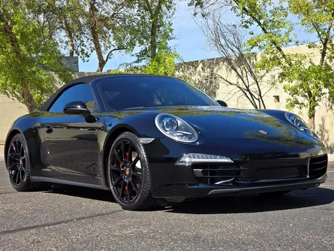 2013 Porsche 911 Carrera 4S Cabriolet