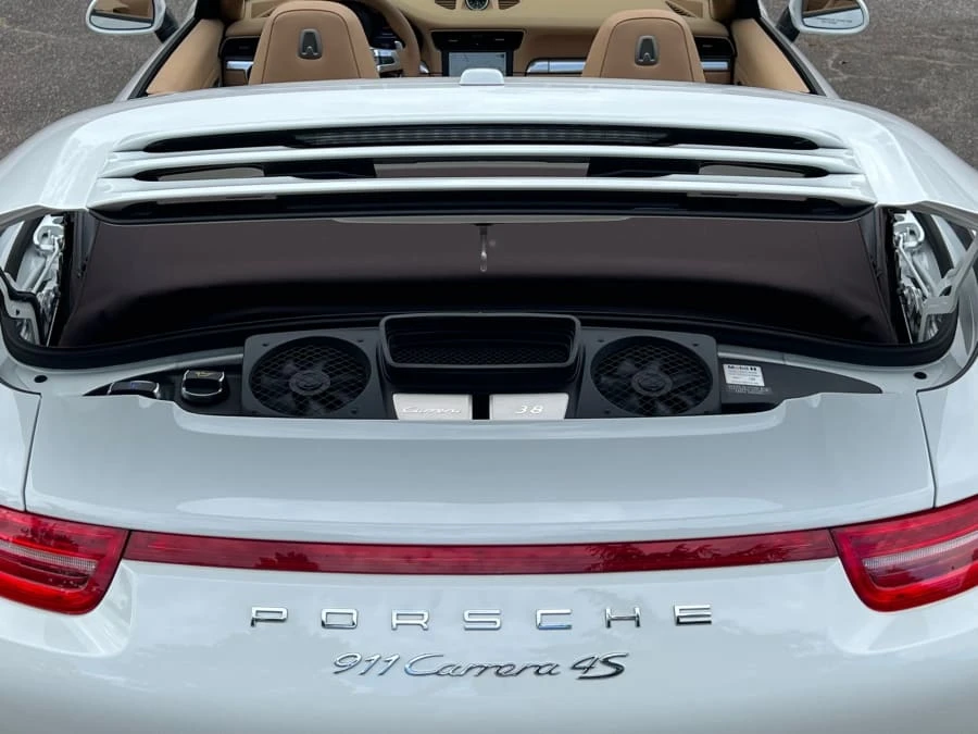 2013 Porsche 991 Carrera 4S - Image 9 of 18