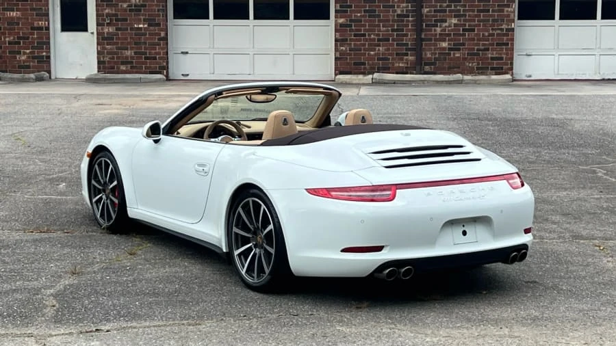 2013 Porsche 991 Carrera 4S - Image 16 of 18