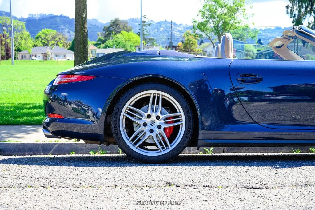 2013 Porsche 991 Carrera 4S - Image 10 of 12