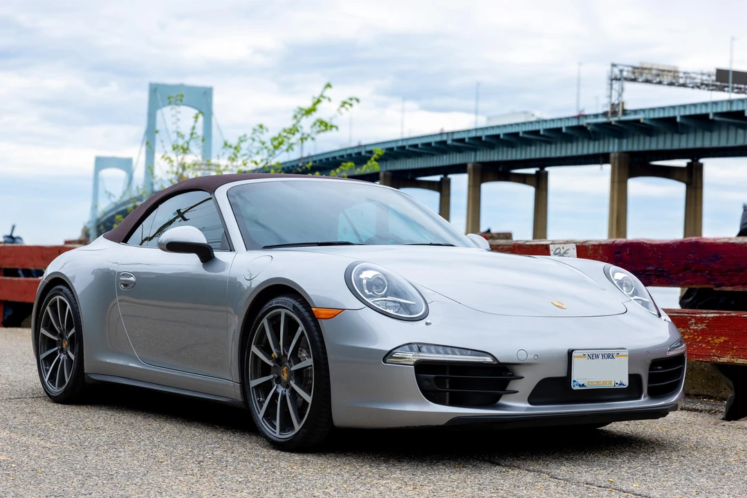 2013 Porsche 991 Carrera 4S - Image 19 of 31
