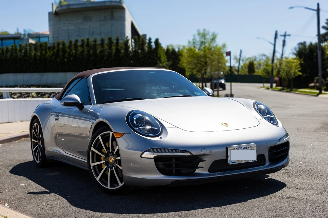 2013 Porsche 991 Carrera 4S - Image 20 of 31