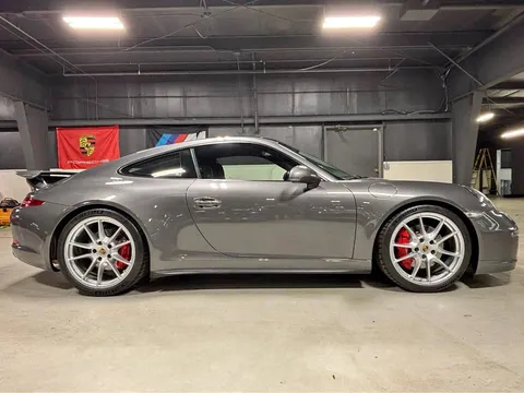 2013 Porsche 911 Carrera 4S Coupe