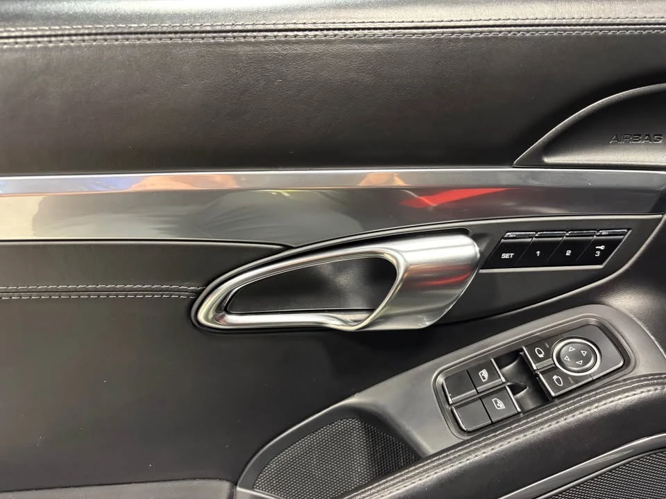 2013 Porsche 991 Carrera 4S - Image 9 of 14