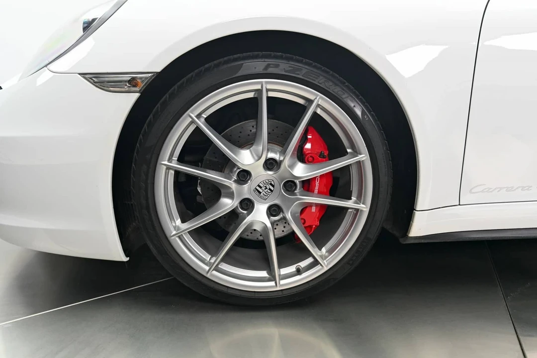 2013 Porsche 991 Carrera 4S - Image 13 of 24