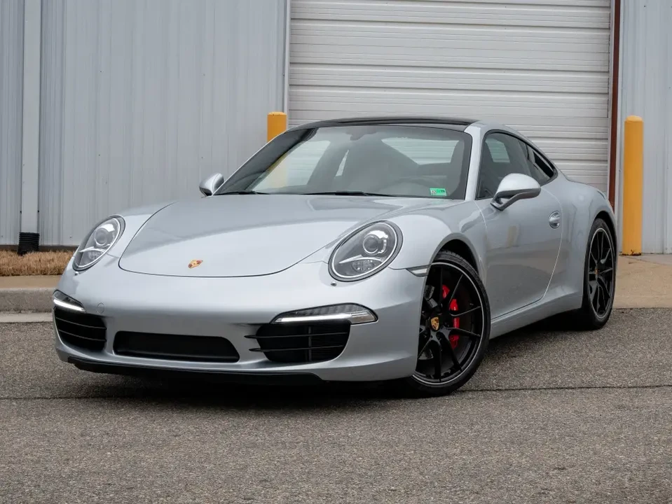 2013 Porsche 991 Carrera 4S - Image 8 of 9