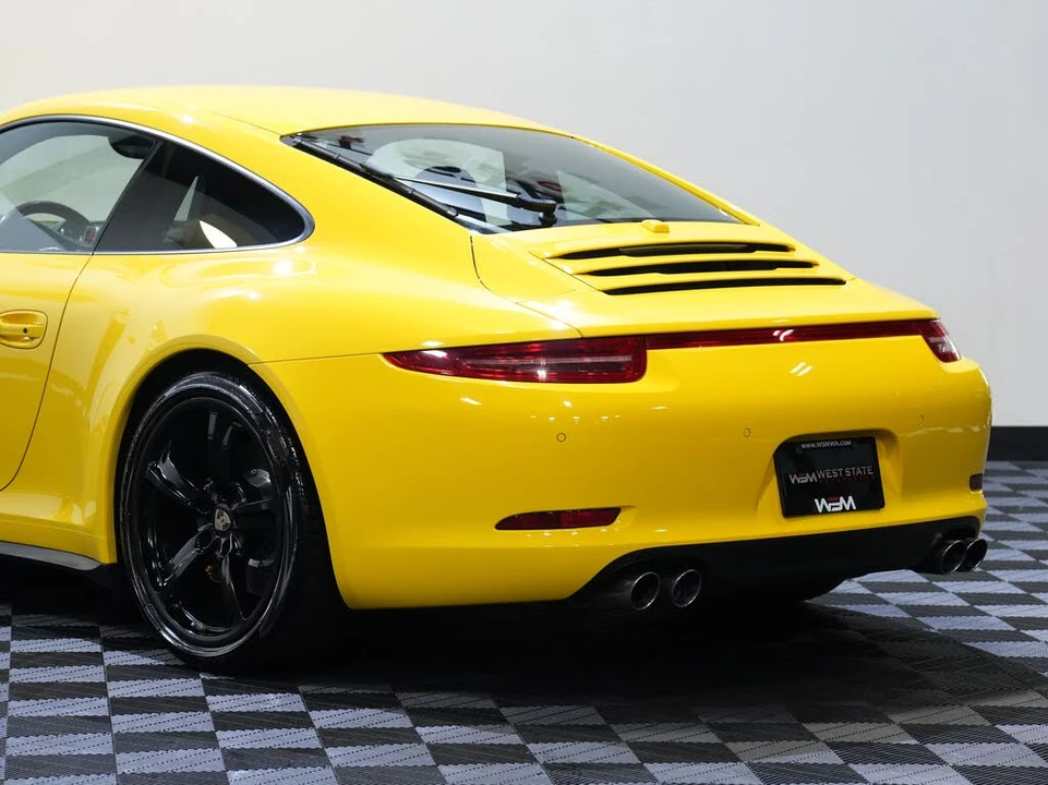2013 Porsche 991 Carrera 4S - Image 16 of 31