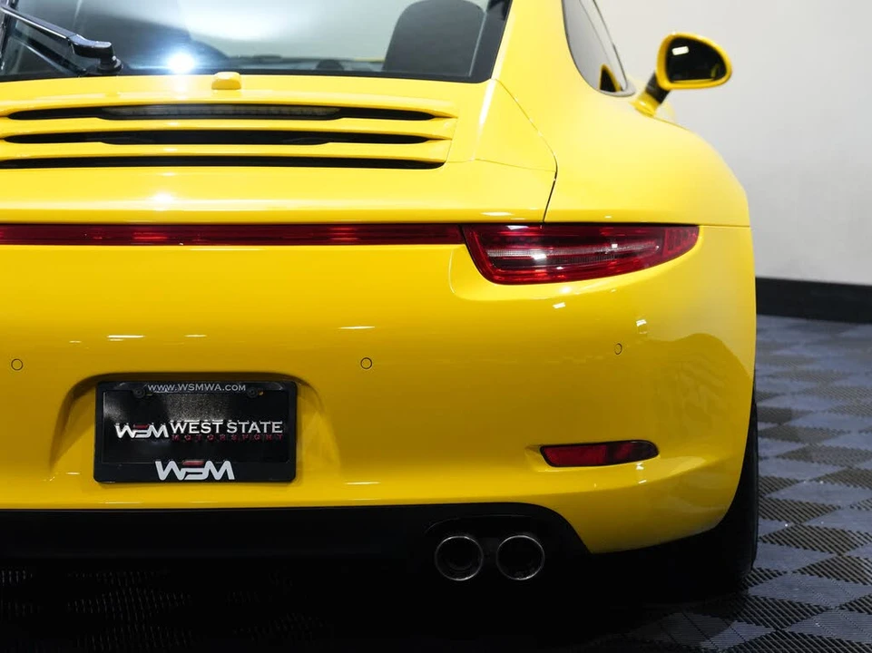 2013 Porsche 991 Carrera 4S - Image 17 of 31