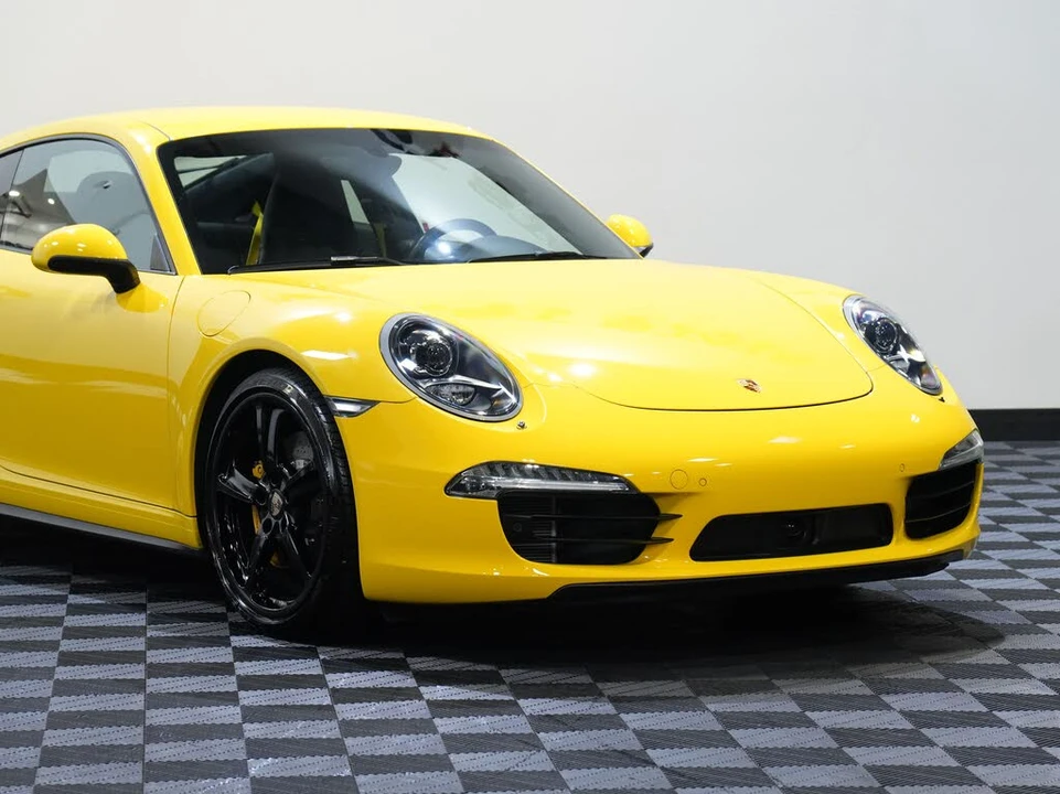 2013 Porsche 991 Carrera 4S - Image 9 of 31