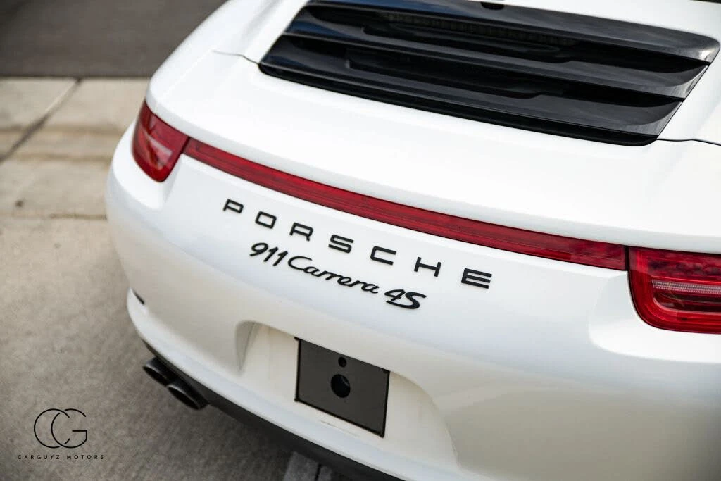 2013 Porsche 991 Carrera 4S - Image 16 of 31